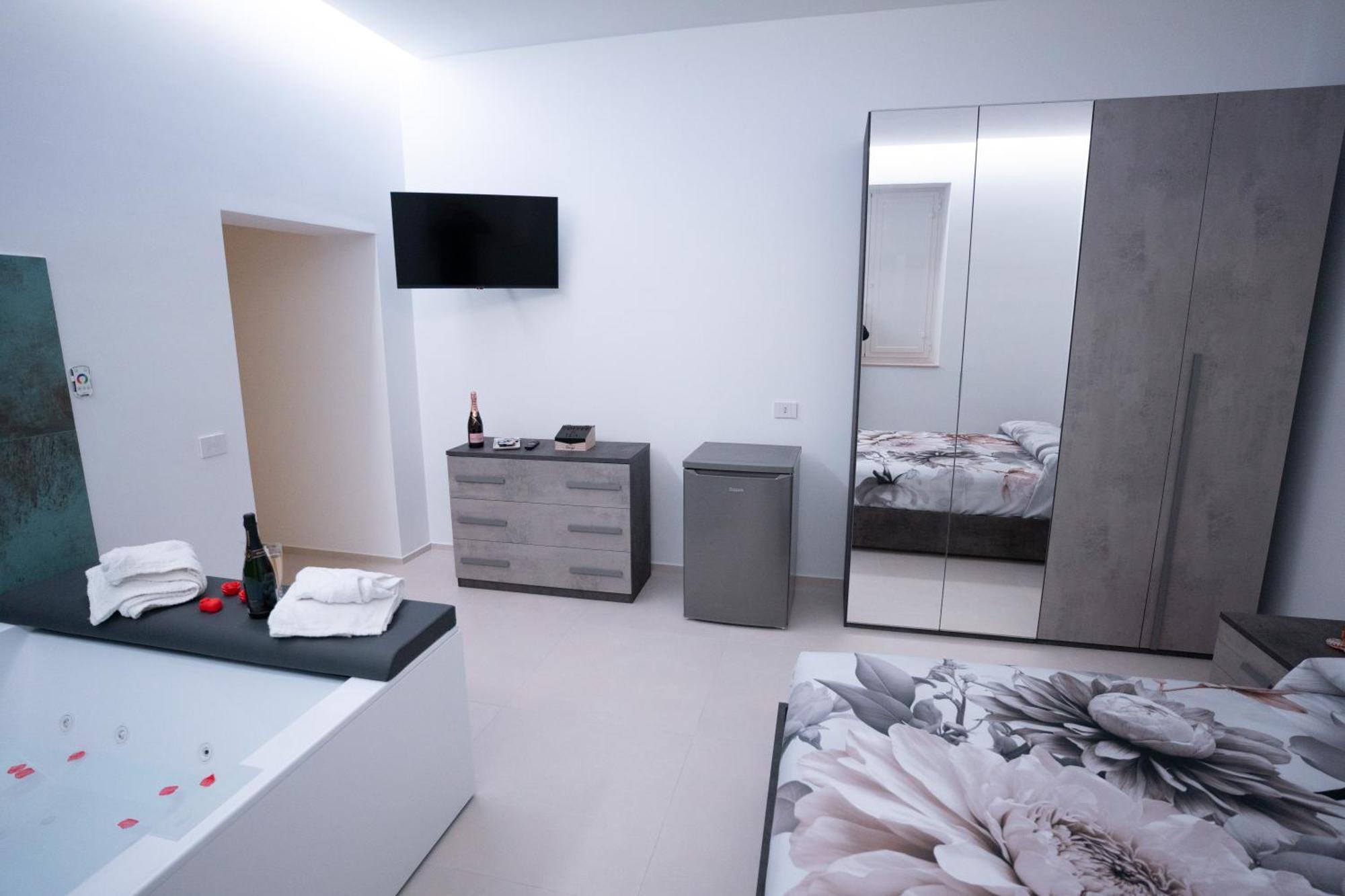 Suite Dreams Luxury جيوفيناتسو المظهر الخارجي الصورة