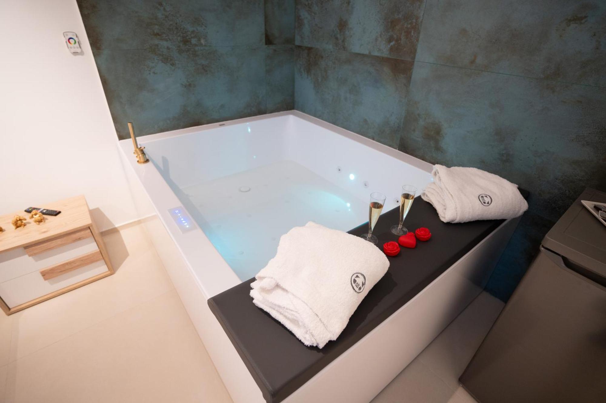 Suite Dreams Luxury جيوفيناتسو المظهر الخارجي الصورة